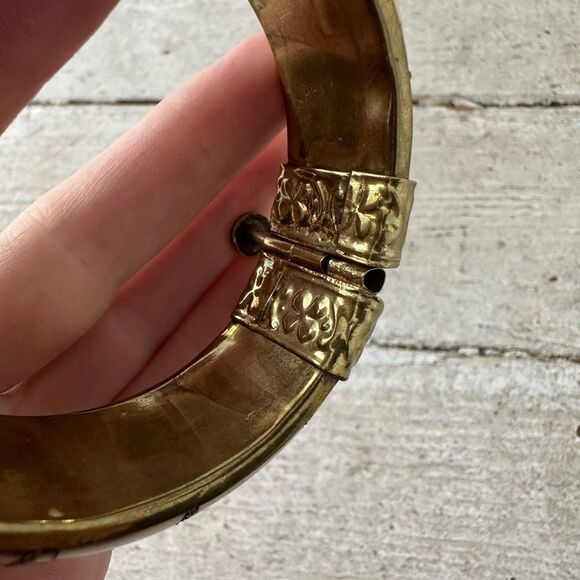 Vintage Old Brass And Bone Cuff Bracelet With Pin Closure - Picture 6 of 7